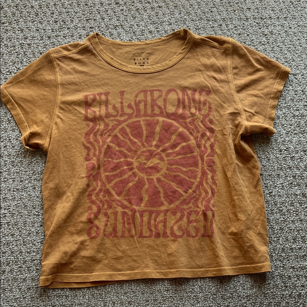 Billabong Women’s Baby Tee Size Large